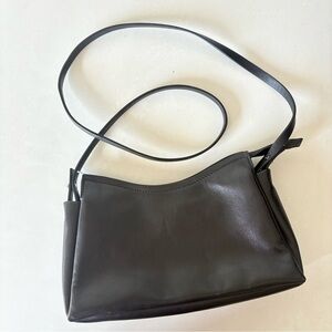 COS Black Leather Crossbody Bag Shoulder Bag Cotton Lining 10”x5” ~Excellent